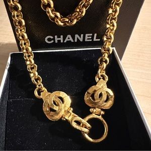 28” Chanel Vintage Chain - CC Heart Hook Closure